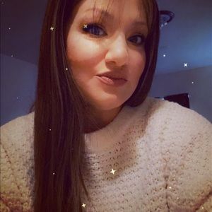 Meet your Posher, Andrea